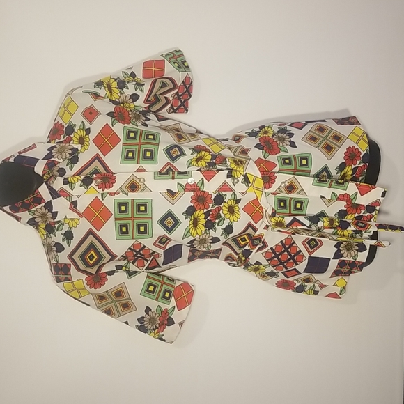 unbranded Tops - Vintage Ladies unbranded Shirt Size Small with matching belt